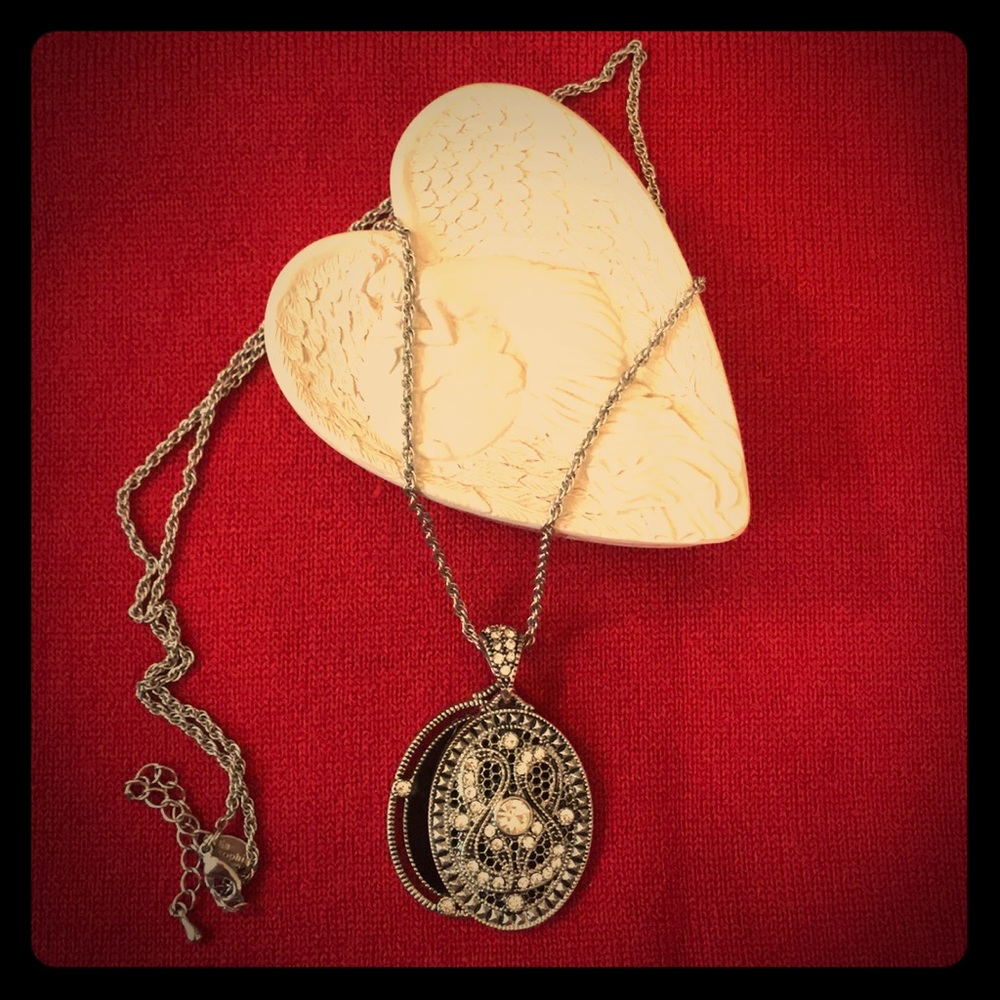 Lia Sophia necklace!